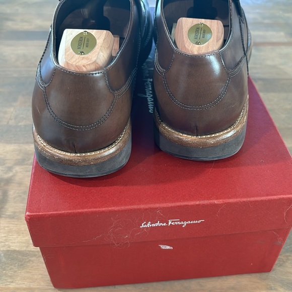 Amazing Salvatore Ferragamo loafers ! Gorgeous leather and color - Picture 6 of 7